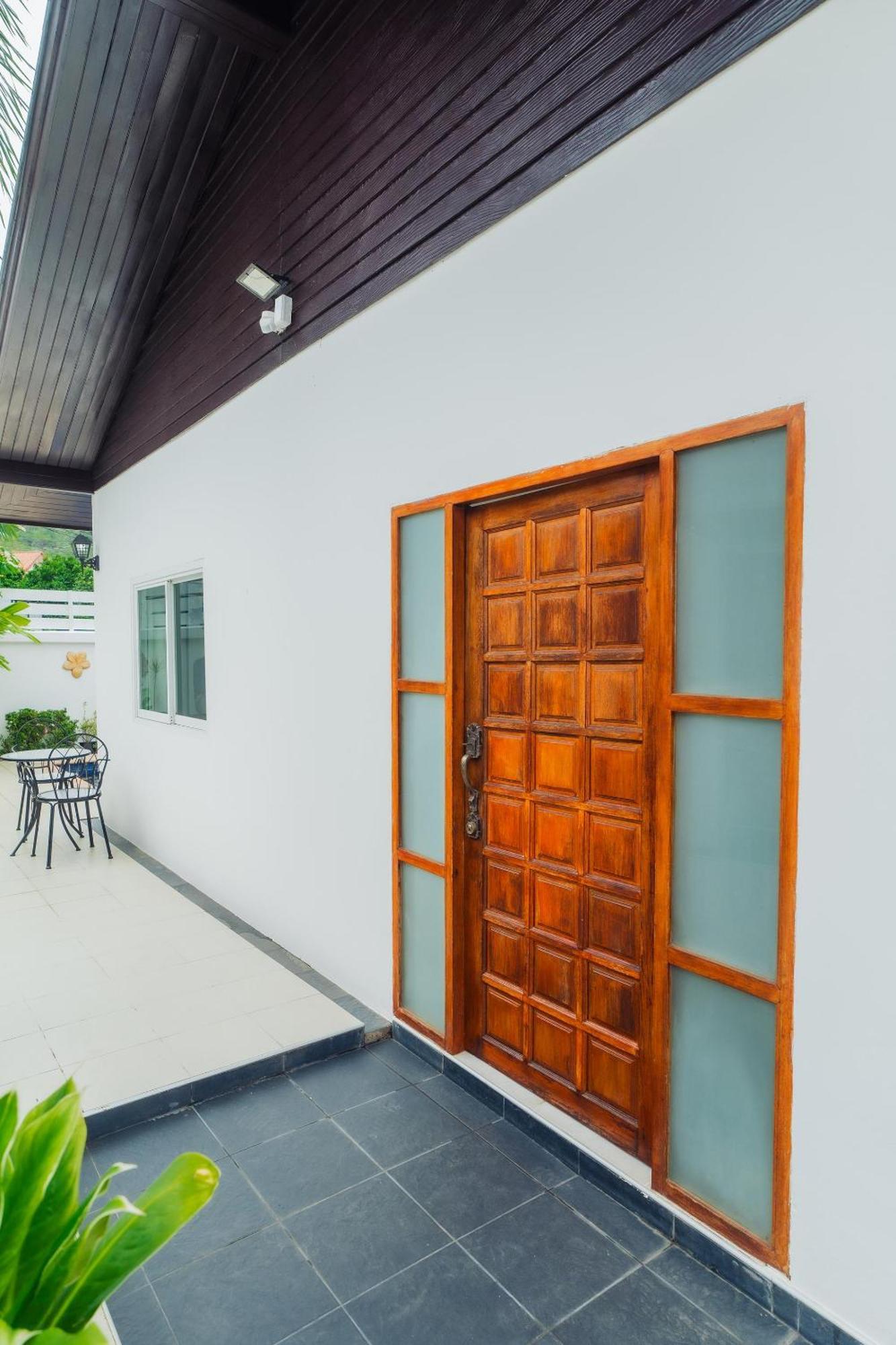 Jasmine Pool Villa In Nai Harn Rawai Екстериор снимка