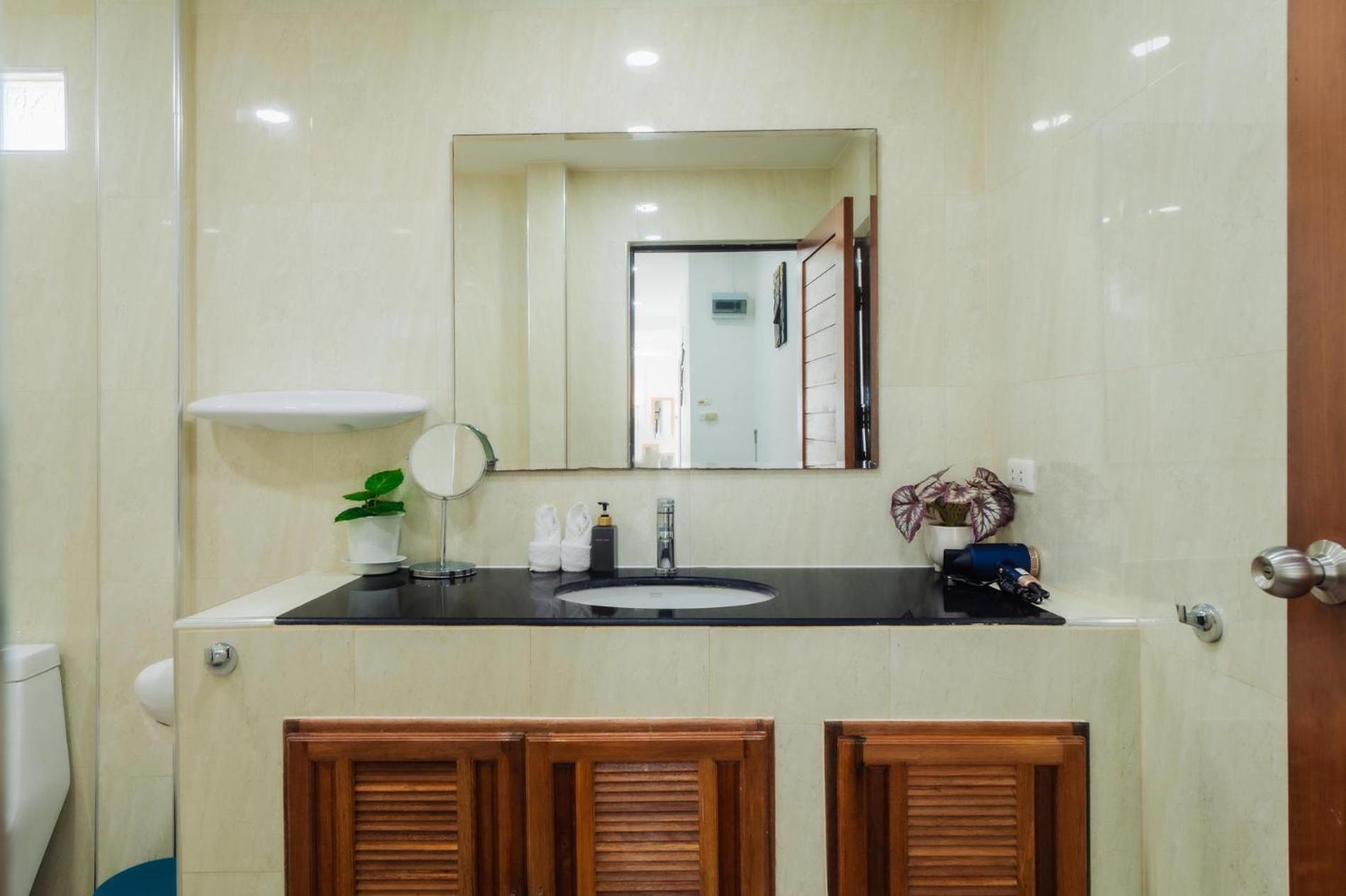 Jasmine Pool Villa In Nai Harn Rawai Екстериор снимка